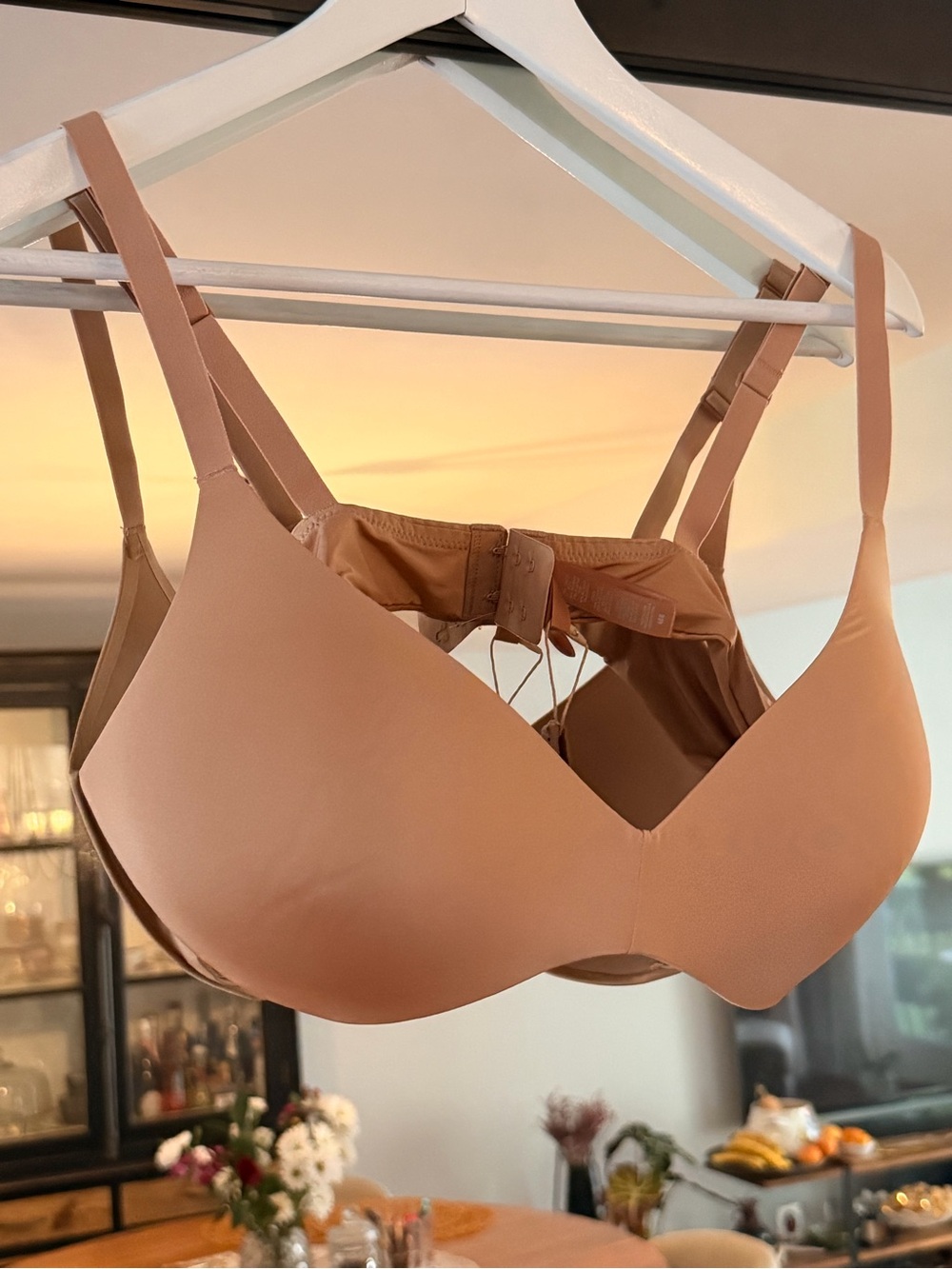 SKIMS Smooth Contour Bra - Tan 40B